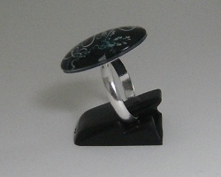 Bague arabesque noir et blanc