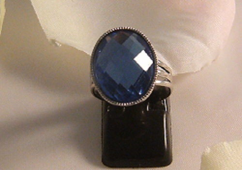 Bague cabochon strass  bleu