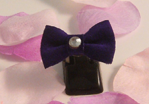 Bague noeud en daim violet r&eacute;glable